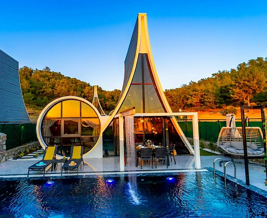 Fethiye Karagedik'te Doğa İle İç İçe, Özel Havuzlu, Kiralık Bungalov - 1