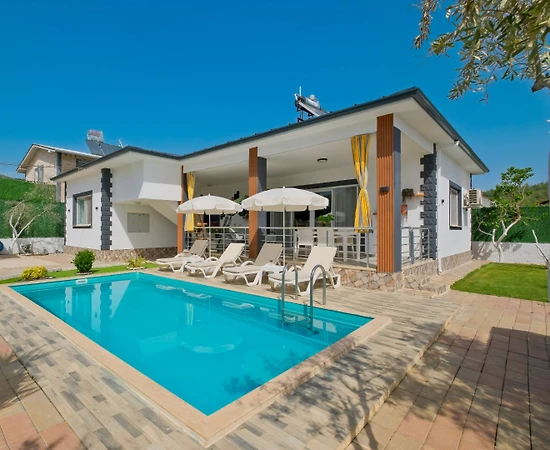 Fethiye Karagedik'te Huzurlu Konumda, Özel Havuzlu, Kiralık Villa - 1