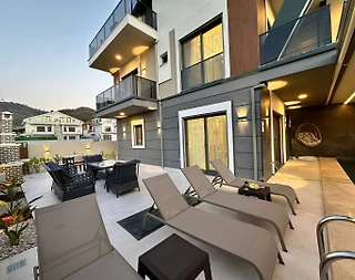Fethiye Karagedik'te Lüks Tasarımlı, Özel Havuzlu, Hamamlı, Saunalı Villa - 4