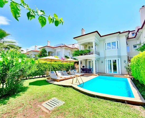 Fethiye Karagedik'te Modern Tasarımlı, Özel Havuzlu, Ferah Villa - 1