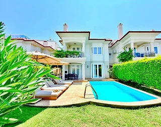 Fethiye Karagedik'te Modern Tasarımlı, Özel Havuzlu, Ferah Villa - 2