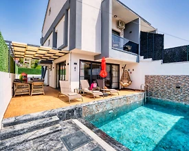 Fethiye Karagedik'te Modern Tasarımlı, Özel Havuzlu, İkiz Villa - 2
