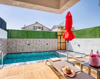 Fethiye Karagedik'te Modern Tasarımlı, Özel Havuzlu, İkiz Villa - 5
