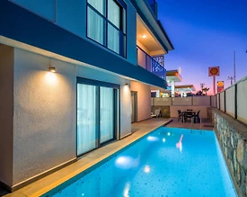 Fethiye Karagedik'te Modern Tasarımlı, Özel Havuzlu, Kiralık Villa - 2