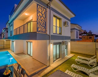 Fethiye Karagedik'te Modern Tasarımlı, Özel Havuzlu, Kiralık Villa - 3