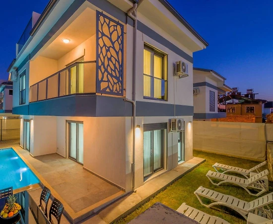 Fethiye Karagedik'te Modern Tasarımlı, Özel Havuzlu, Kiralık Villa - 1