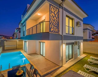 Fethiye Karagedik'te Modern Tasarımlı, Özel Havuzlu, Şık Villa - 1
