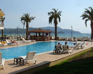 Fethiye Karagedik'te Site İçerisinde, Özel Havuzlu, Denize Sıfır Villa - 4