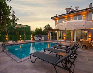 Fethiye Kargı'da Modern Tasarımlı, Özel Havuzlu, Bahçeli Villa - 2