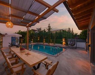 Fethiye Kargı'da Modern Tasarımlı, Özel Havuzlu, Bahçeli Villa - 5