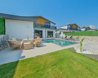 Fethiye Kargı'da Sakin Konumda, Isıtmalı Havuzlu, Modern Villa - 2