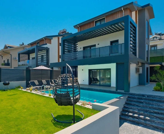 Fethiye Kargı'da Geniş Bahçe İçerisinde, Özel Havuzlu, Modern Villa - 1