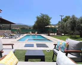 Muğla Fethiye'de Geniş Ailelere Uygun, Özel Havuzlu, Konforlu Villa - 3