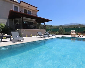 Muğla Fethiye'de Geniş Ailelere Uygun, Özel Havuzlu, Konforlu Villa - 2
