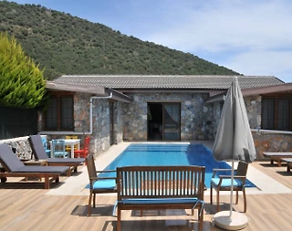 Fethiye Kayaköy'de Çekirdek Ailelere Uygun, Özel Havuzlu, Şık Villa - 1