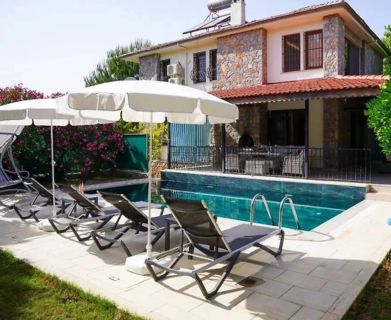 Fethiye Kayaköy'de Doğa İçerisinde, Özel Havuzlu, Tatil Villası  - 1