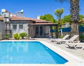 Fethiye Kayaköy'de Doğa Manzaralı, Özel Havuzlu, Konforlu Villa - 1