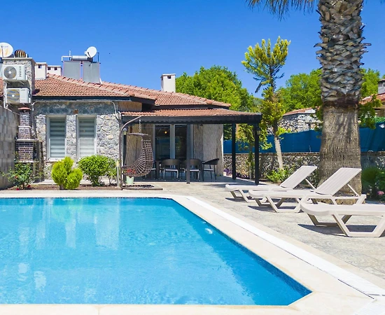 Fethiye Kayaköy'de Doğa Manzaralı, Özel Havuzlu, Konforlu Villa - 1