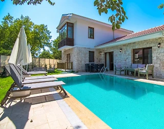 Fethiye Kayaköy'de Geniş Alanlara Sahip, Özel Havuzlu, 4+1 Villa - 1