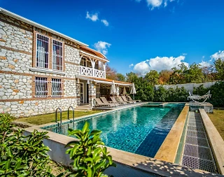 Fethiye Kayaköy'de Geniş Bahçe İçerisinde, Özel Havuzlu, Taş Villa - 3