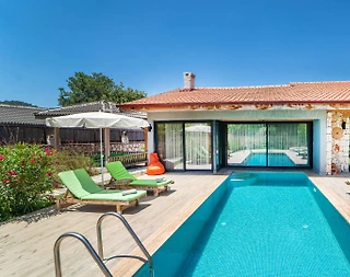 Fethiye Kayaköy'de Geniş Bahçeli, Özel Havuzlu, 4 Kişilik Villa - 1