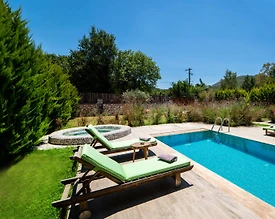 Fethiye Kayaköy'de Geniş Bahçeli, Özel Havuzlu, 4 Kişilik Villa - 3
