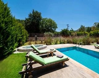 Fethiye Kayaköy'de Geniş Bahçeli, Özel Havuzlu, 4 Kişilik Villa - 3