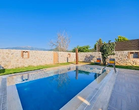 Fethiye Kayaköy'de Geniş Bahçeli, Özel Havuzlu, 2+1 Kiralık Villa - 2