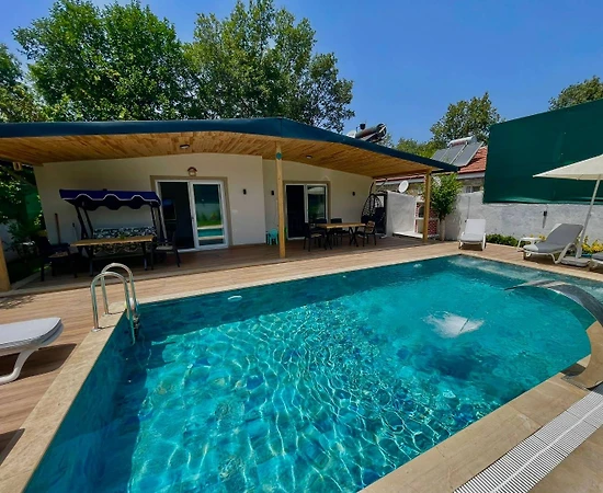 Fethiye Kayaköy'de Geniş Bahçeli, Özel Havuzlu, Konforlu Villa - 1