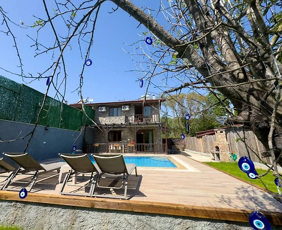 Fethiye Kayaköy'de Kalabalık Ailelere Uygun, Özel Havuzlu, Ferah Villa - 1