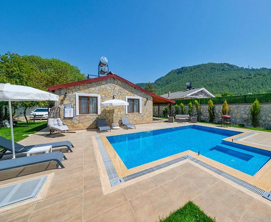 Fethiye Kayaköy'de Korunaklı, Özel Havuzlu, Konforlu Villa - 1
