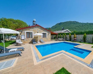 Fethiye Kayaköy'de Korunaklı, Özel Havuzlu, Konforlu Villa - 2