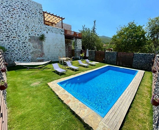 Fethiye Kayaköy'de Otantik Mimarili, Özel Havuzlu, Bahçeli Villa - 1