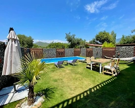 Fethiye Kayaköy'de Otantik Mimarili, Özel Havuzlu, Bahçeli Villa - 2