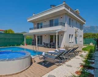 Fethiye Kayaköy'de Jakuzili, Özel Havuzlu, Ferah Villa - 2