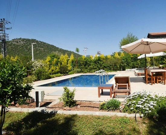 Fethiye Kayaköy'de Sakin Konumda, Özel Havuzlu, Modern Villa - 1