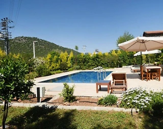 Fethiye Kayaköy'de Sakin Konumda, Özel Havuzlu, Modern Villa - 1