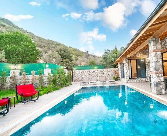 Fethiye Kayaköy'de Taş Mimarili, Özel Havuzlu, Konforlu Villa - 1