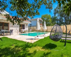 Fethiye Kayaköy'de Yeşilliklerle Dolu Bahçede, Özel Havuzlu, Kiralık Villa - 3