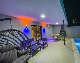 Fethiye Kızılbel'de Balayı Çiftlerine Uygun, Özel Havuzlu, İkiz Villa - 3