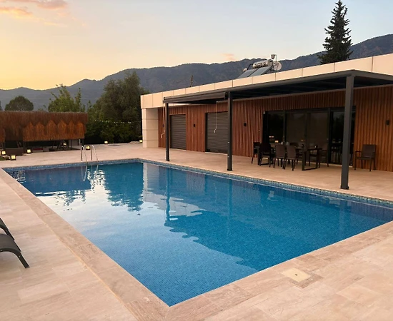 Fethiye Köyceğiz'de Doğa İçerisinde, Özel Havuzlu, 8 Kişilik Villa - 1