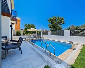 Muğla Fethiye'de Merkeze Yakın, Özel Havuzlu, Tatil Villası - 2
