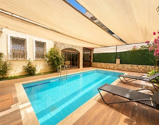 Fethiye Taşyaka'da Geniş Ailelere Uygun, Özel Havuzlu, 3+1 Villa - 1