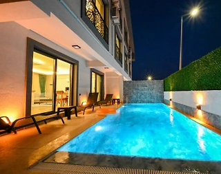 Fethiye Babataşı'nda 6 Kişi Kapasiteli, Özel Havuzlu, Kiralık Villa - 1