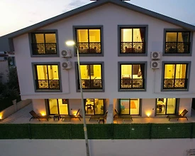 Fethiye Babataşı'nda Şehrin Kalbinde, Özel Havuzlu, Kiralık Villa - 2