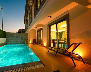 Fethiye Babataşı'nda Şehrin Kalbinde, Özel Havuzlu, Kiralık Villa - 1