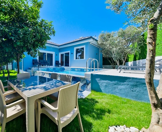 Muğla Fethiye'de Ferah ve Konforlu, Özel Havuzlu, Kiralık Villa - 1