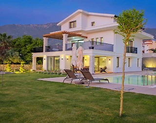 Fethiye Ölüdeniz'de Geniş Bahçe İçerisinde, Özel Havuzlu, Lüks Villa - 3