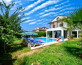 Fethiye Ölüdeniz'de Büyük Ailelere Uygun, Özel Havuzlu, Konforlu Villa - 3