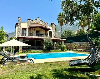 Fethiye Ölüdeniz'de Muhteşem Doğada, Özel Havuzlu, Geniş Villa - 1